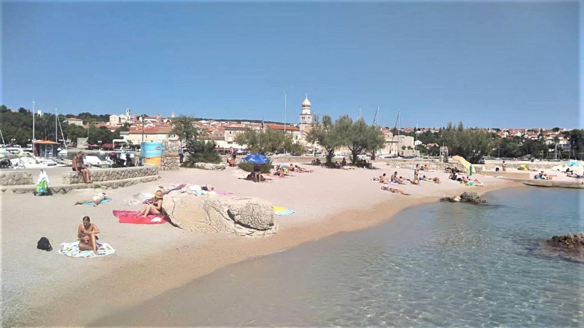 Apartments Paradiso Krk Town Bagian luar foto